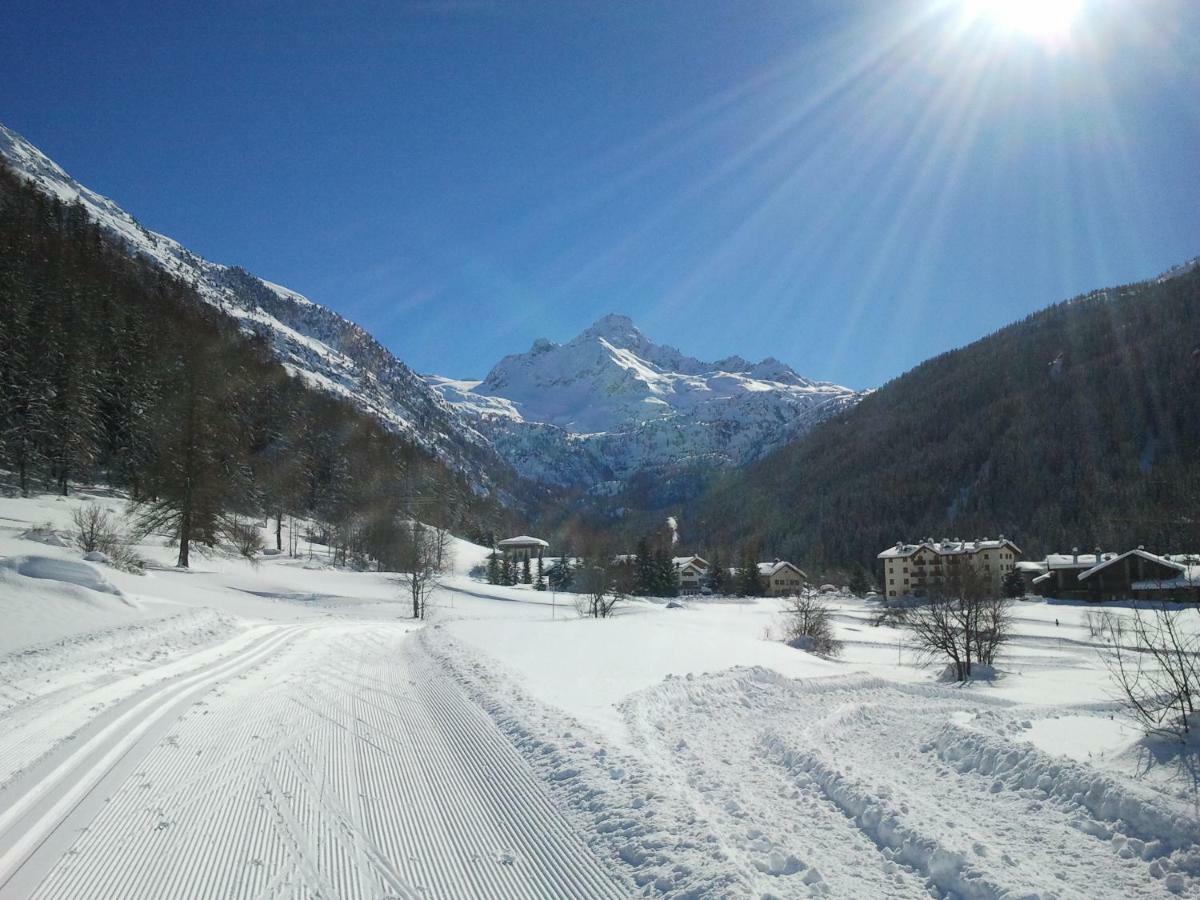 La Niche B&B La Thuile Exterior foto